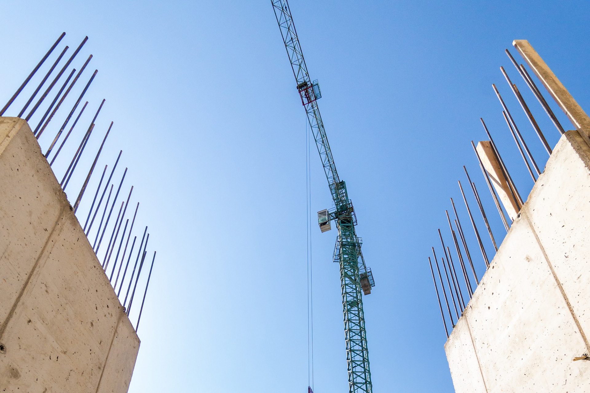 L'evoluzione della materia: innovare senza tradire la solidità. Schiavi Spa, costruttori da cinque generazioni.